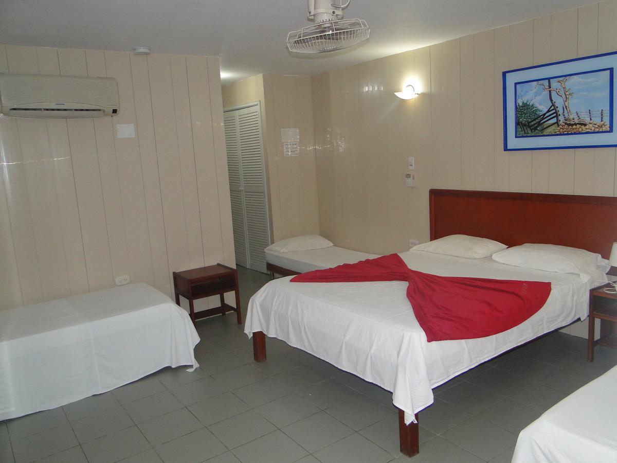 Hotel Nitana Coveñas Eksteriør billede